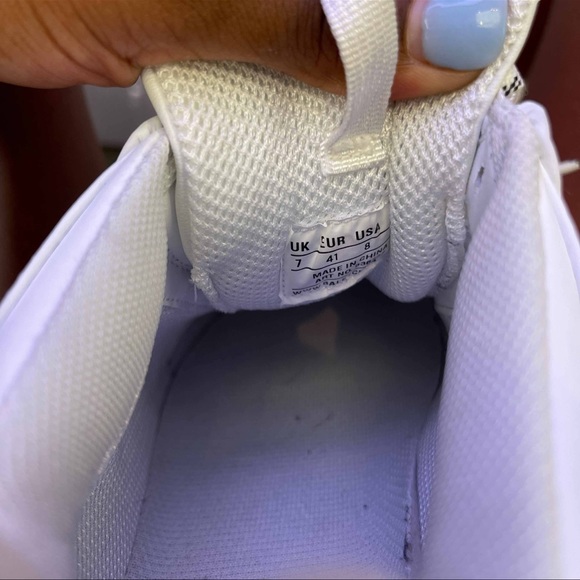 Balenciaga Triple S Sneaker ‘Allover Logo - White’ - Picture 4 of 8